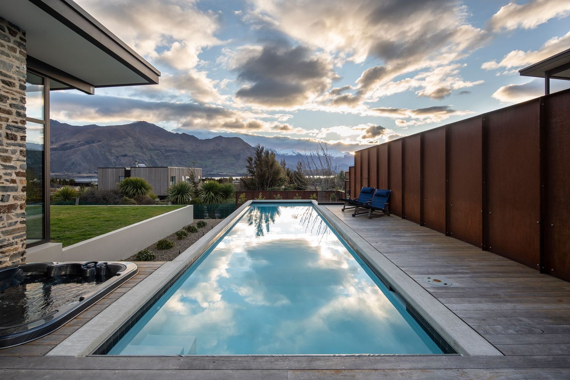 Custom Swimming Pool Lake Wanaka