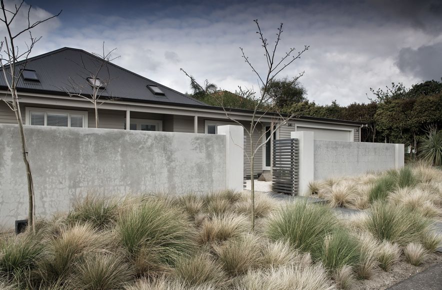 Pt Chev Modernist Garden