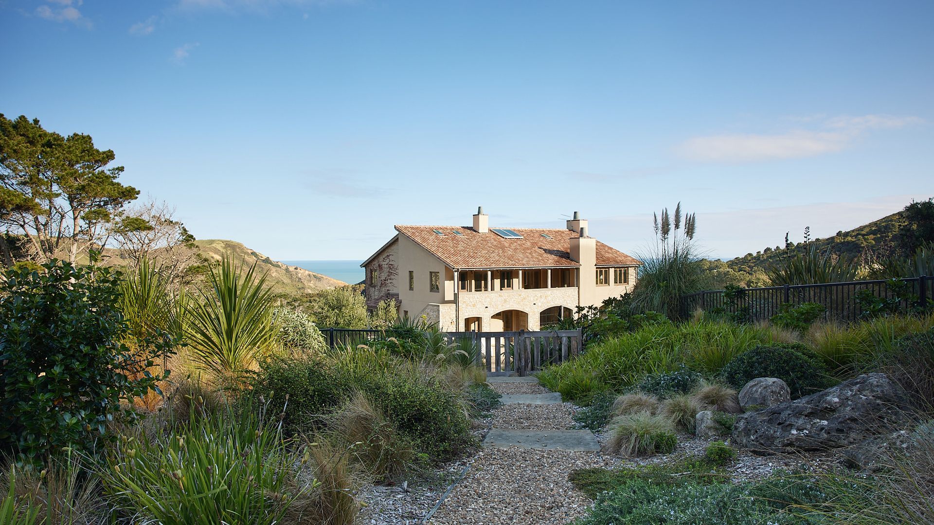 Muriwai Mediterranean Manor banner