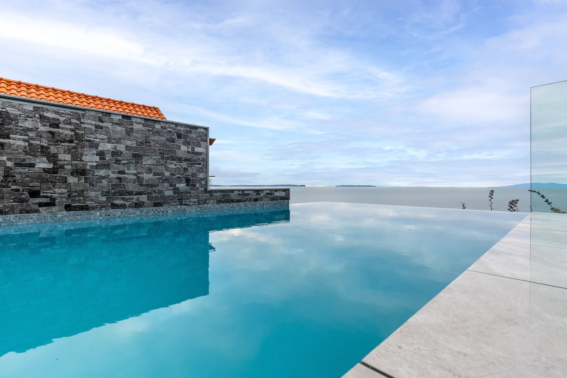 MurraysBayNewBuildDesignerPools1small.jpg