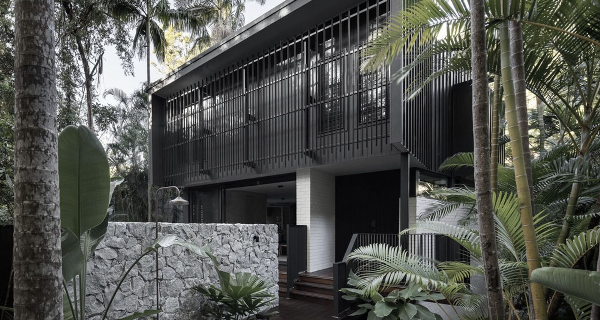 Noosa Retreat banner