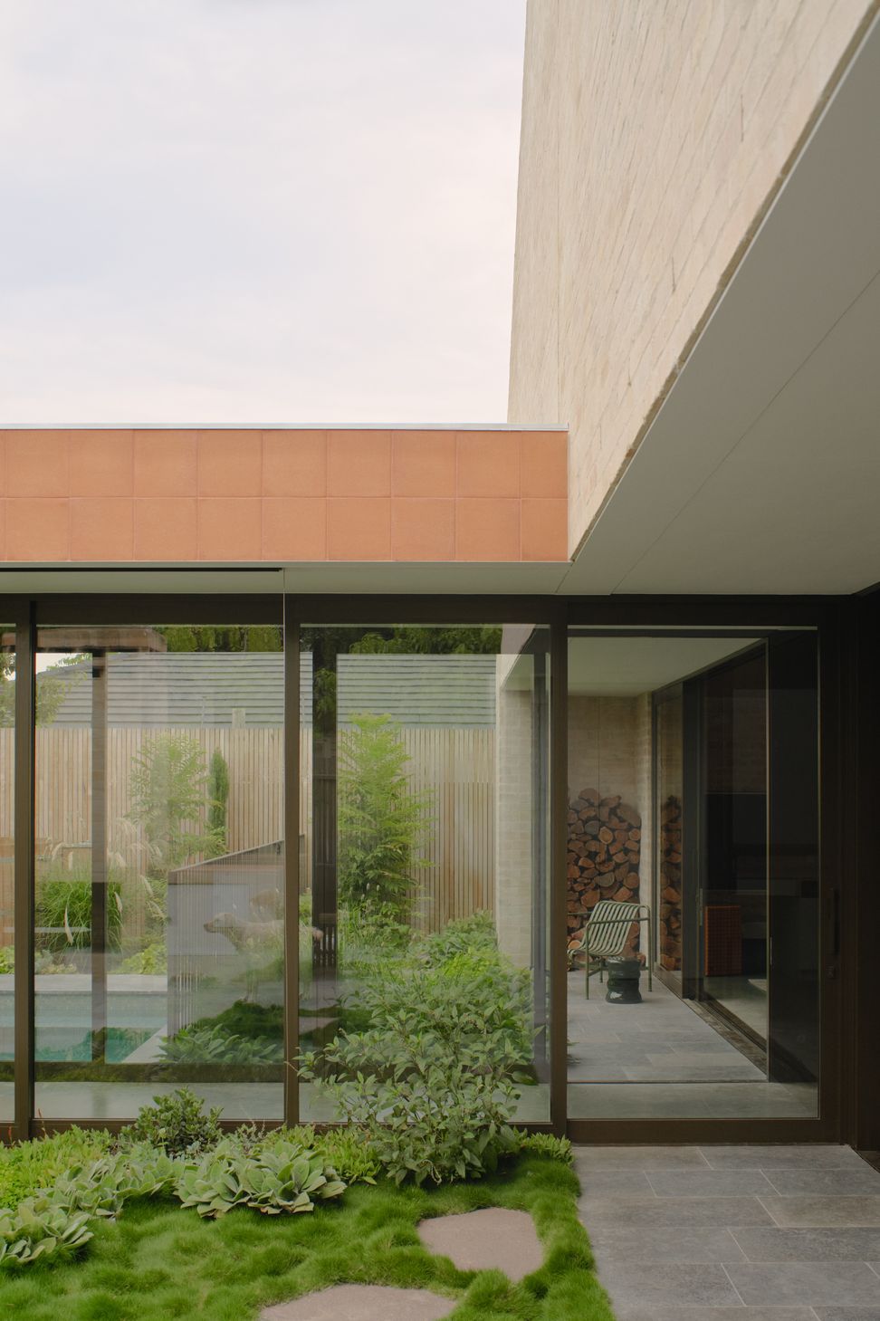 OLAVERHANSLOPE087WEB.jpg