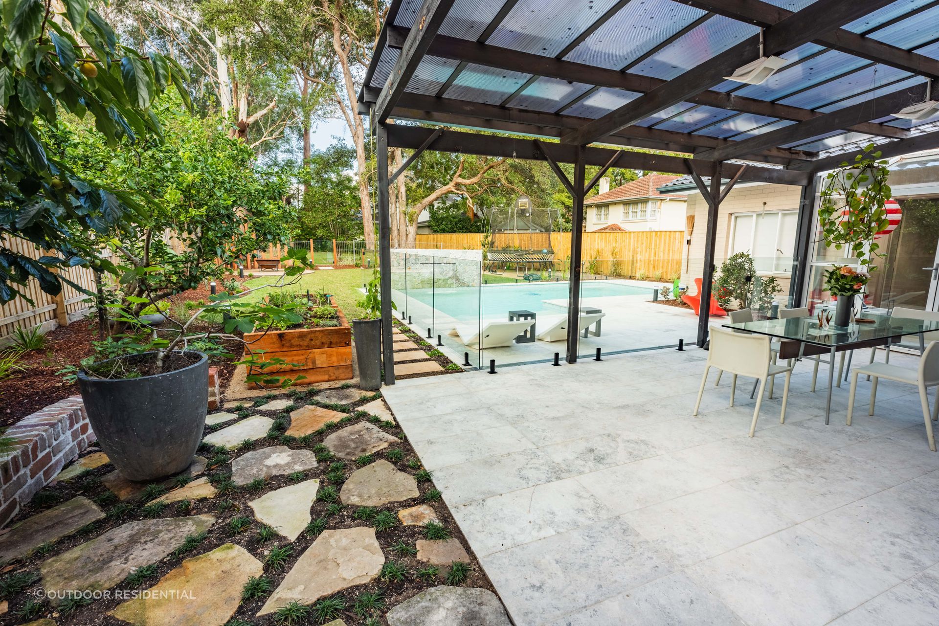 Manhattan Limestone | Branch Out Landscapes | Outdoor Residential | Crystal Pools