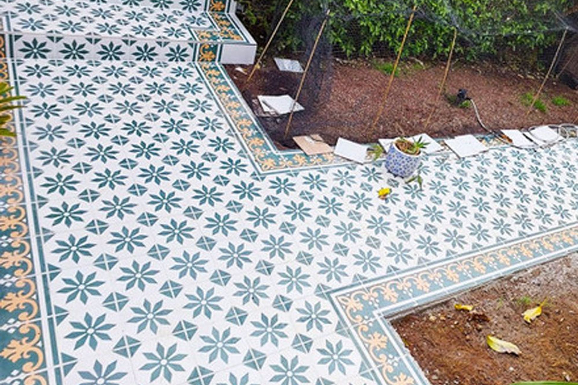 Outdoor-Tiling2.jpg