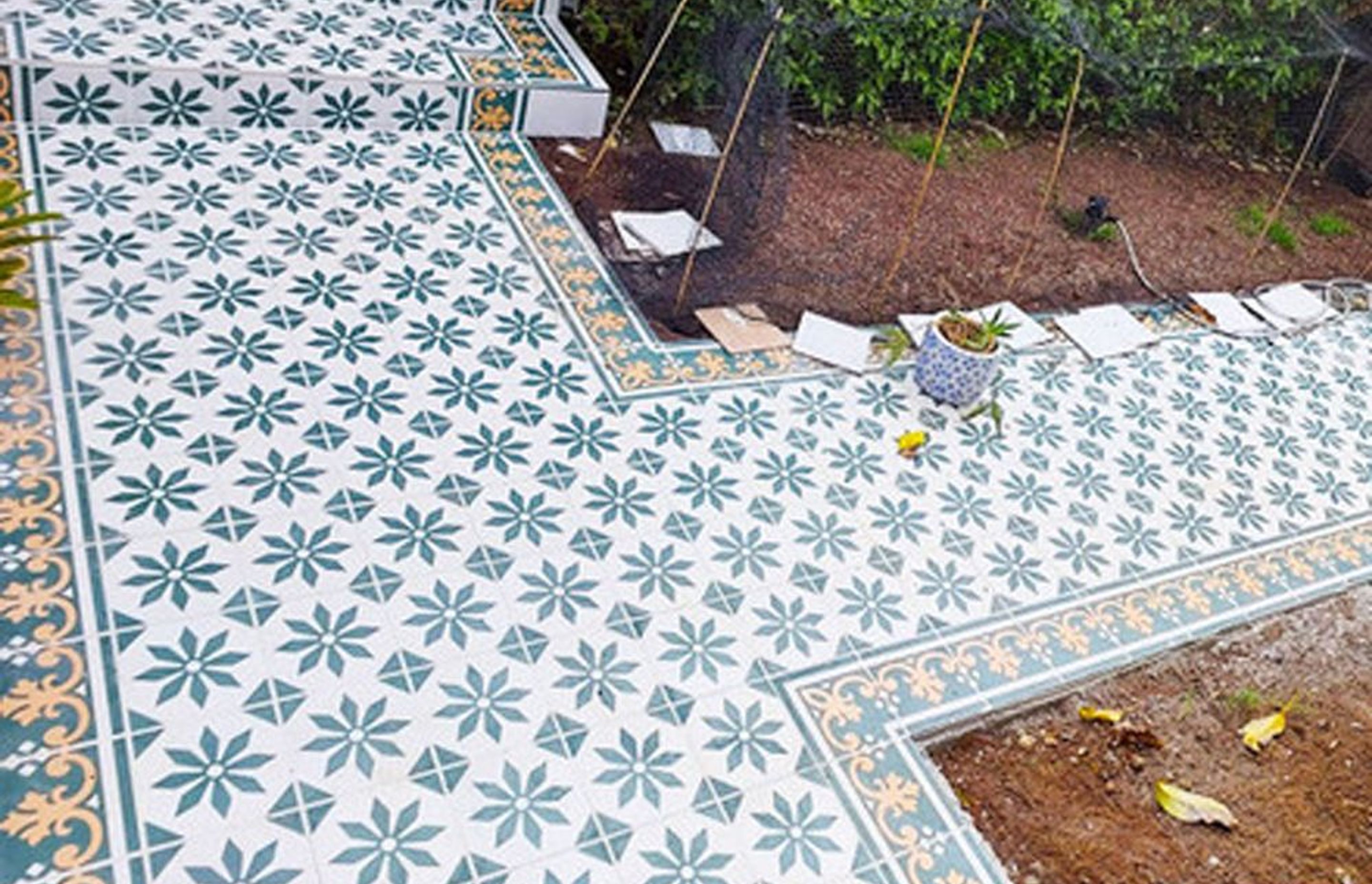 Outdoor-Tiling2.jpg