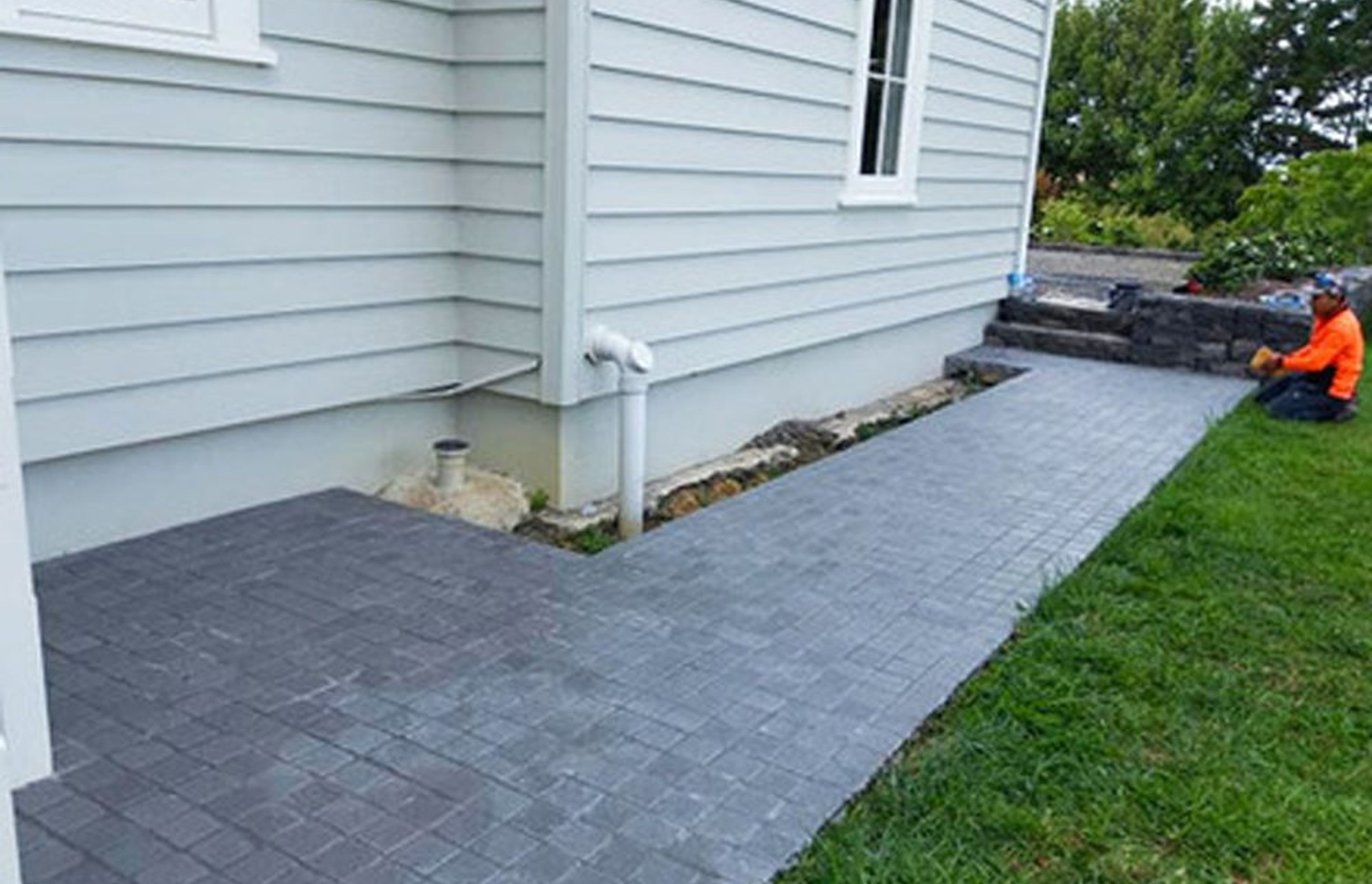 Outdoor-Tiling5.jpg