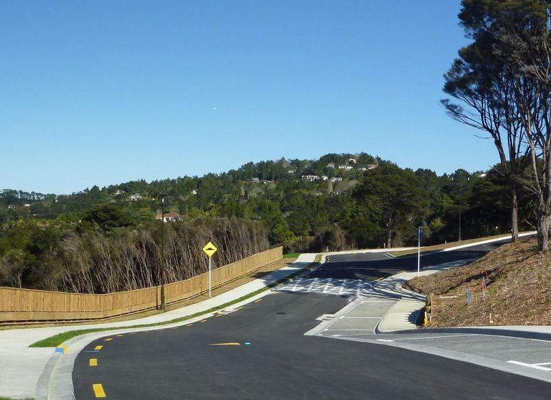 Golf Road, Titirangi