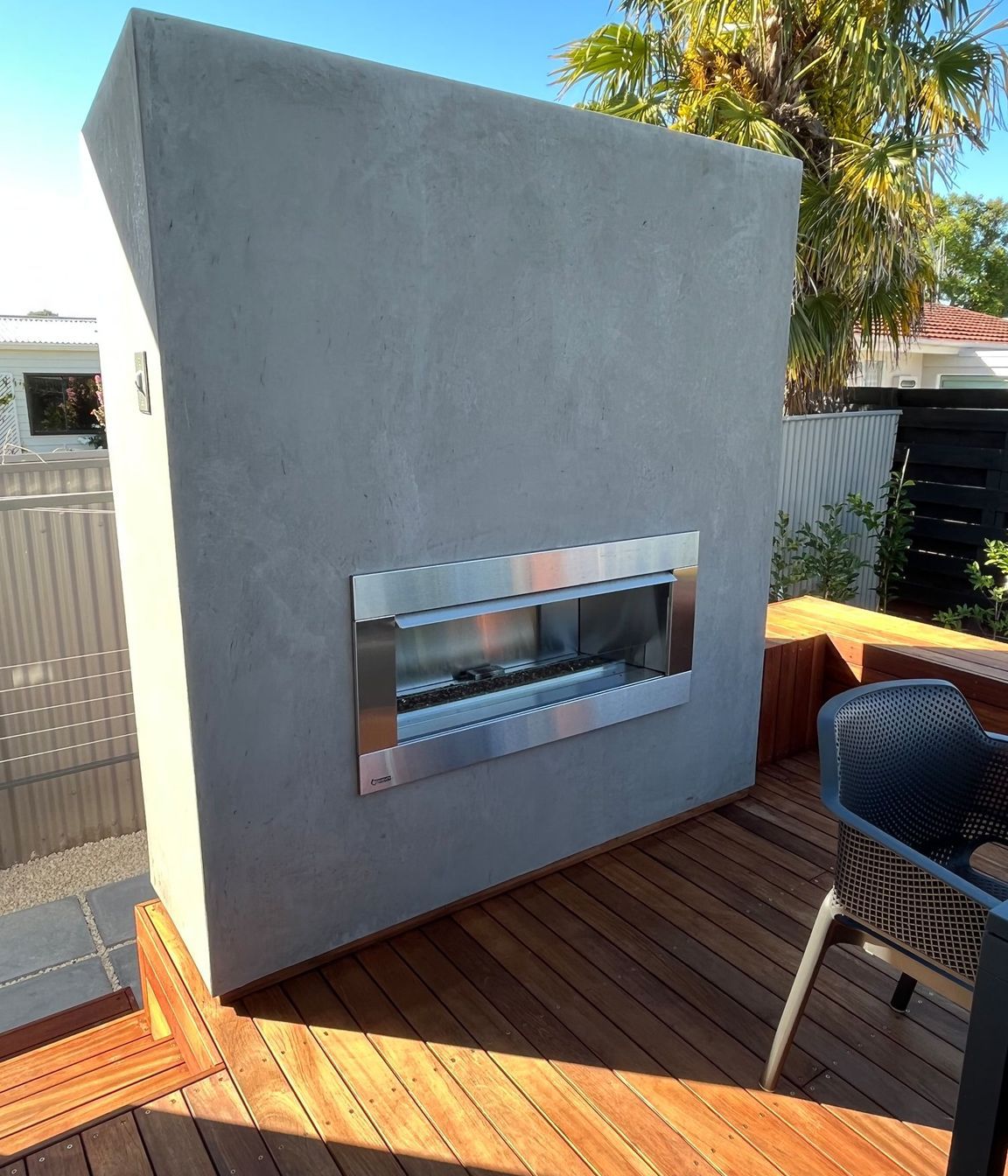 Avenue Road, New Deck