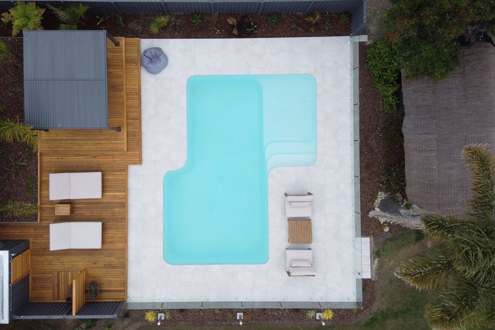 Mangateretere, Pool Area