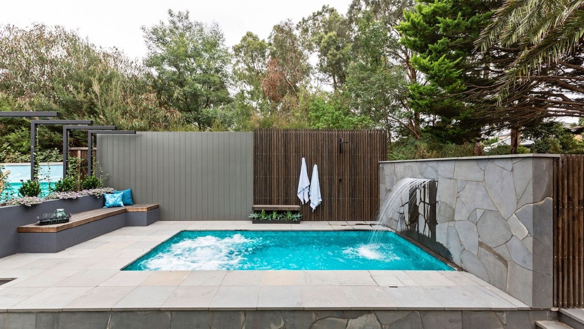 Warrandyte banner