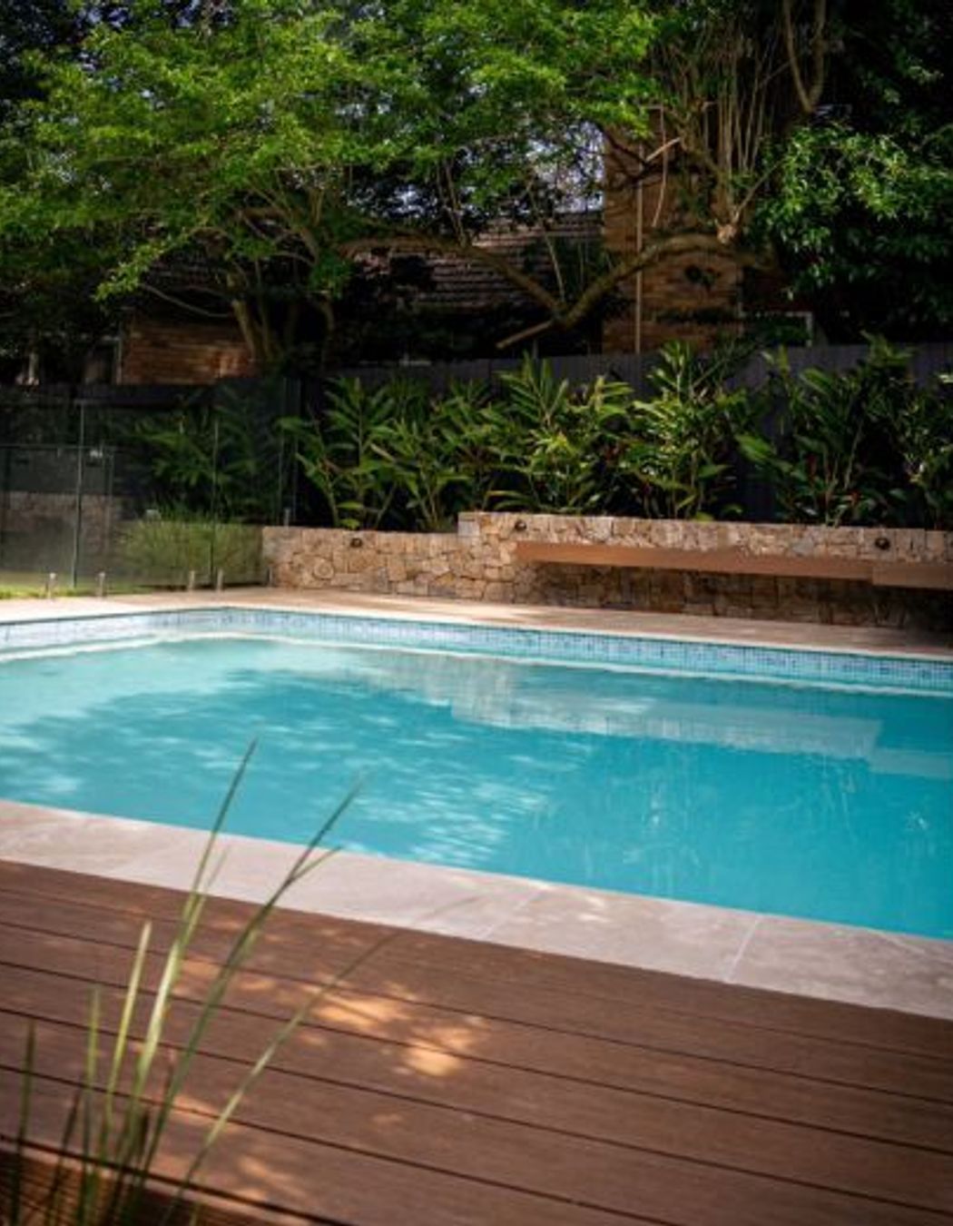 Cotswold Wall Cladding | Classic Travertine | Branch Out Landscape Design | Outdoor Residential