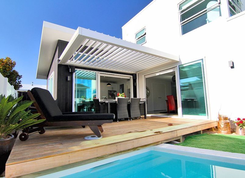Cantilever Roof