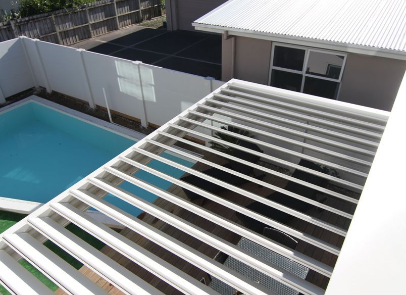 Cantilever Roof