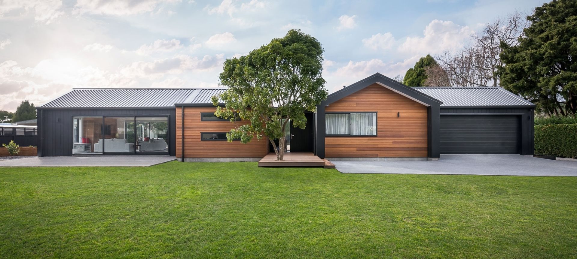 Gable forms on Raumati Lifestyle site banner