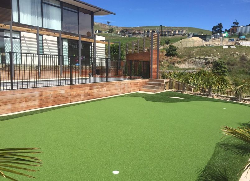Bring Golf Home with a TigerTurf Putting Green