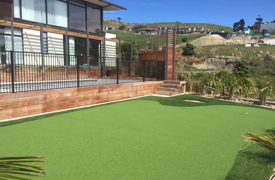 Bring Golf Home with a TigerTurf Putting Green