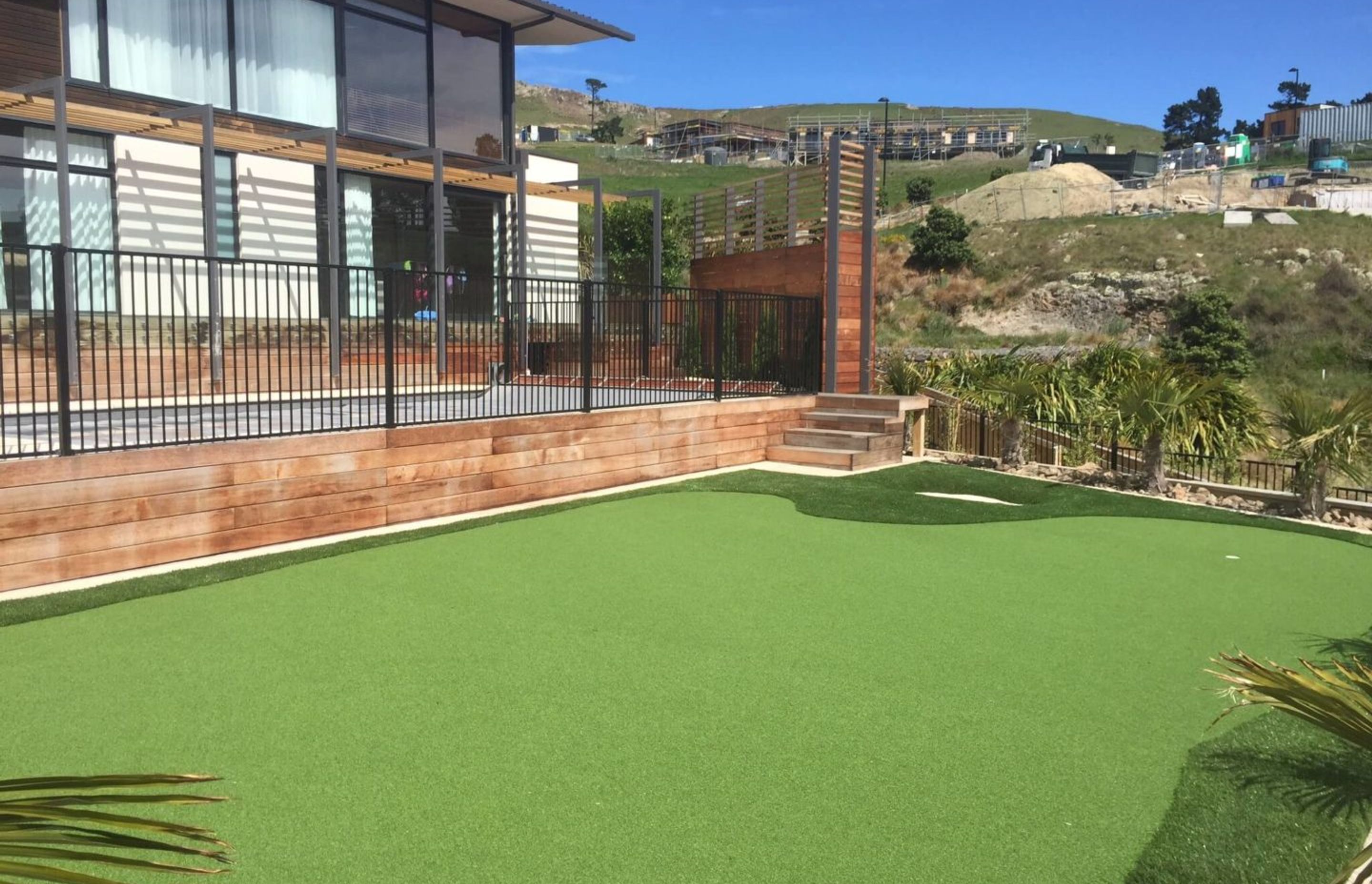 Bring Golf Home with a TigerTurf Putting Green