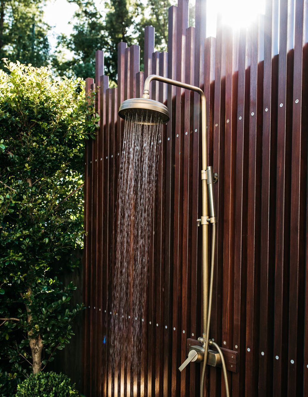 GLADESVILLE