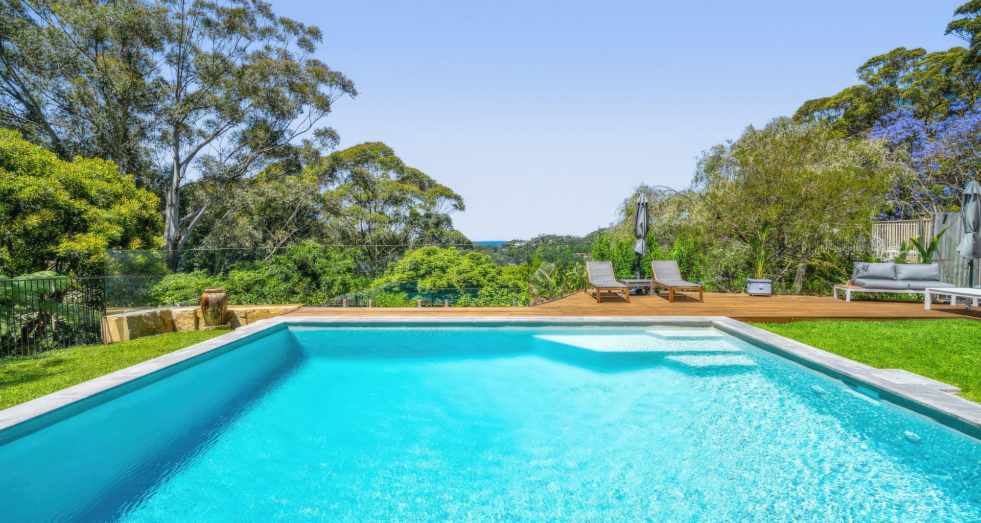 Avoca Beach banner