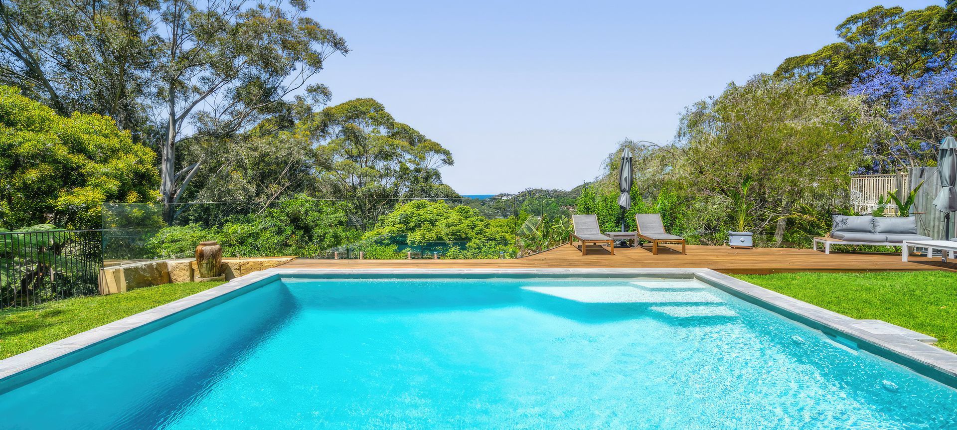 Avoca Beach banner
