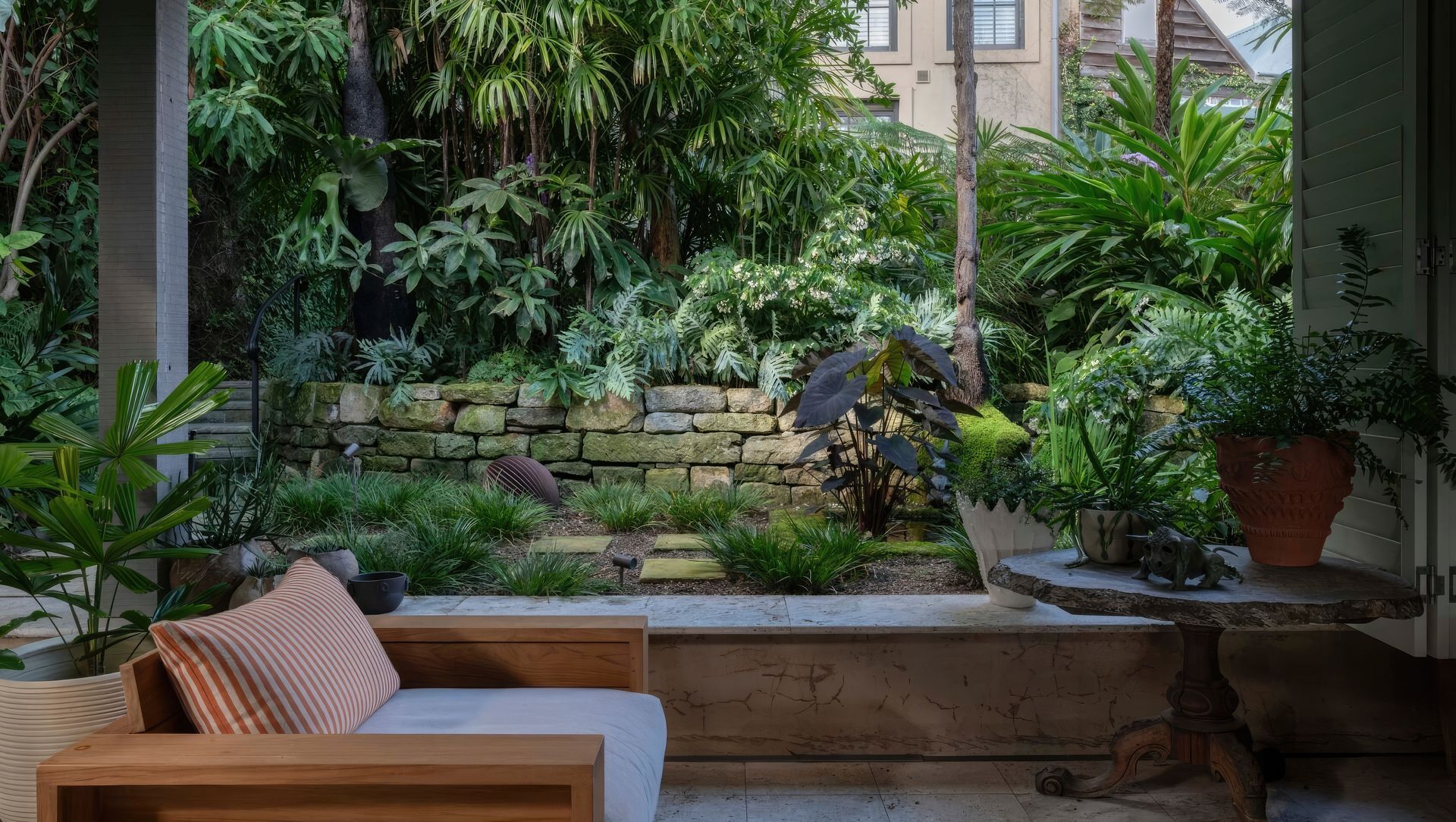 Subtropical Oasis banner