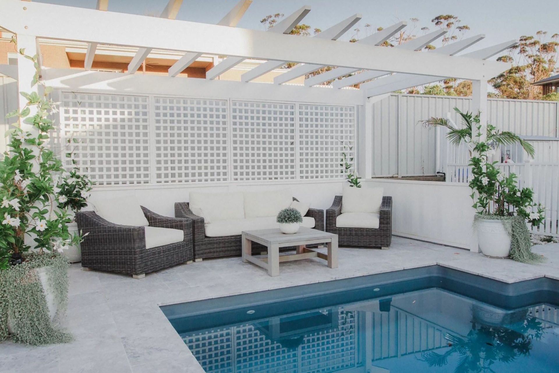 Elegant Hamptons' Oasis