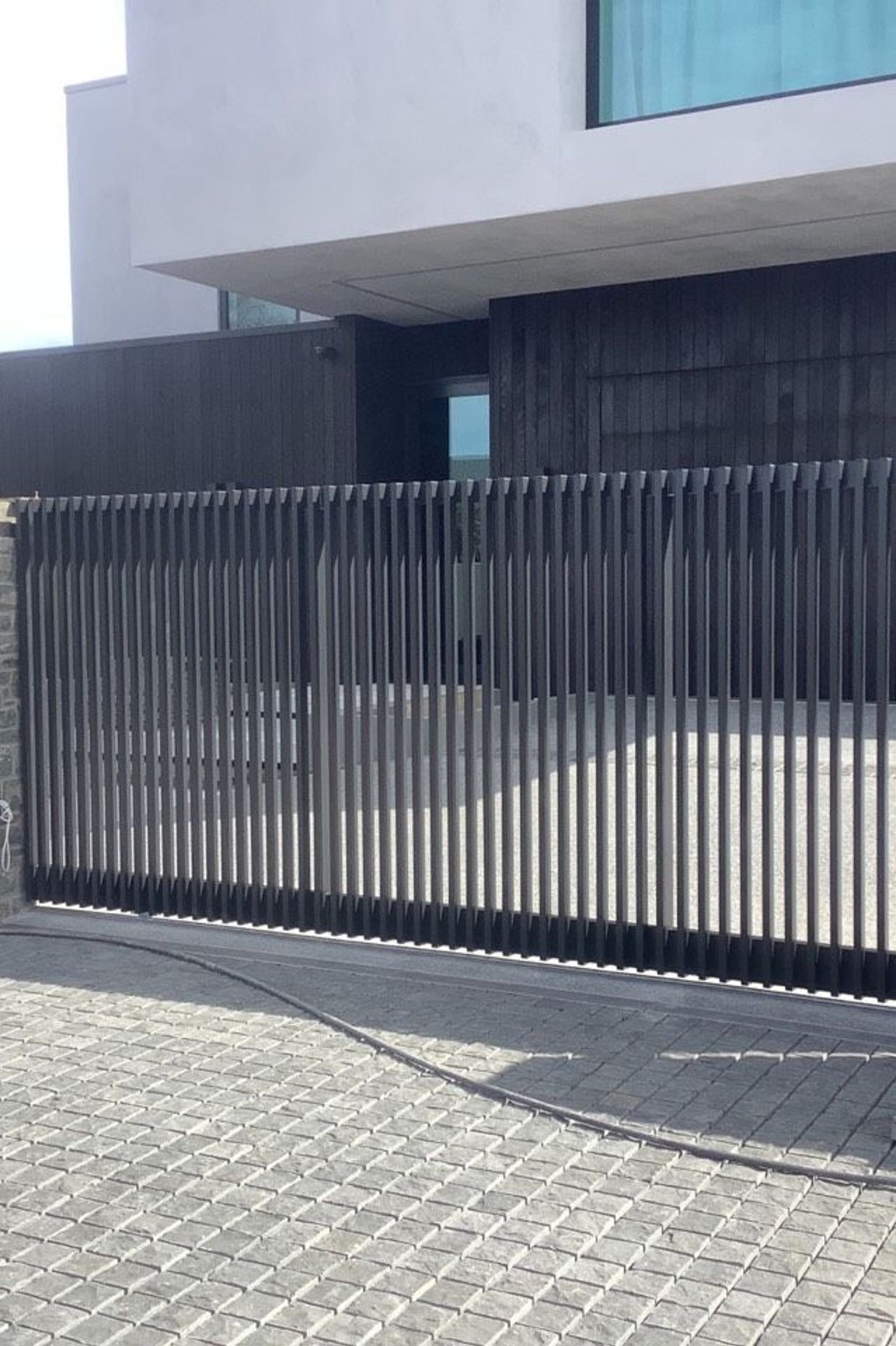Slider-ped-gate-v2.jpg