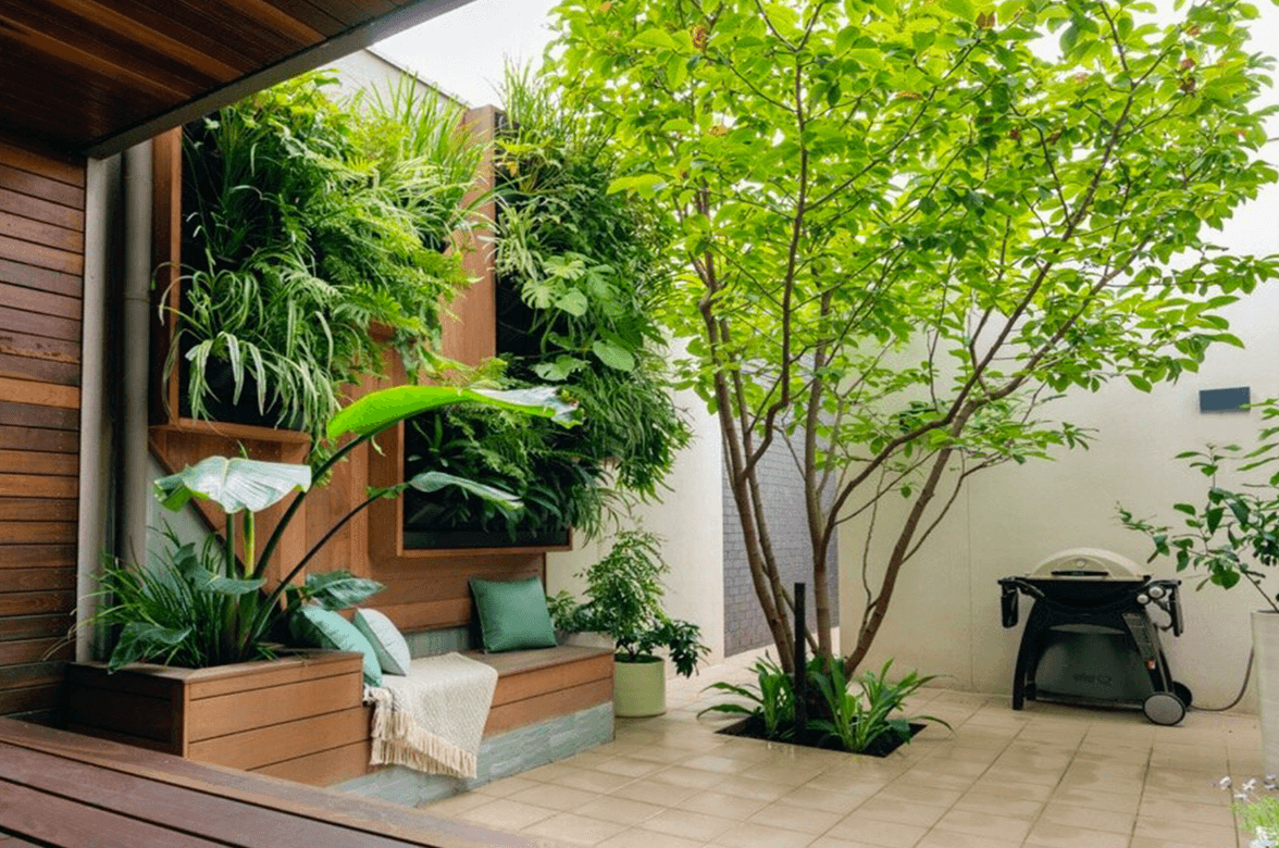 Docklands- Courtyard