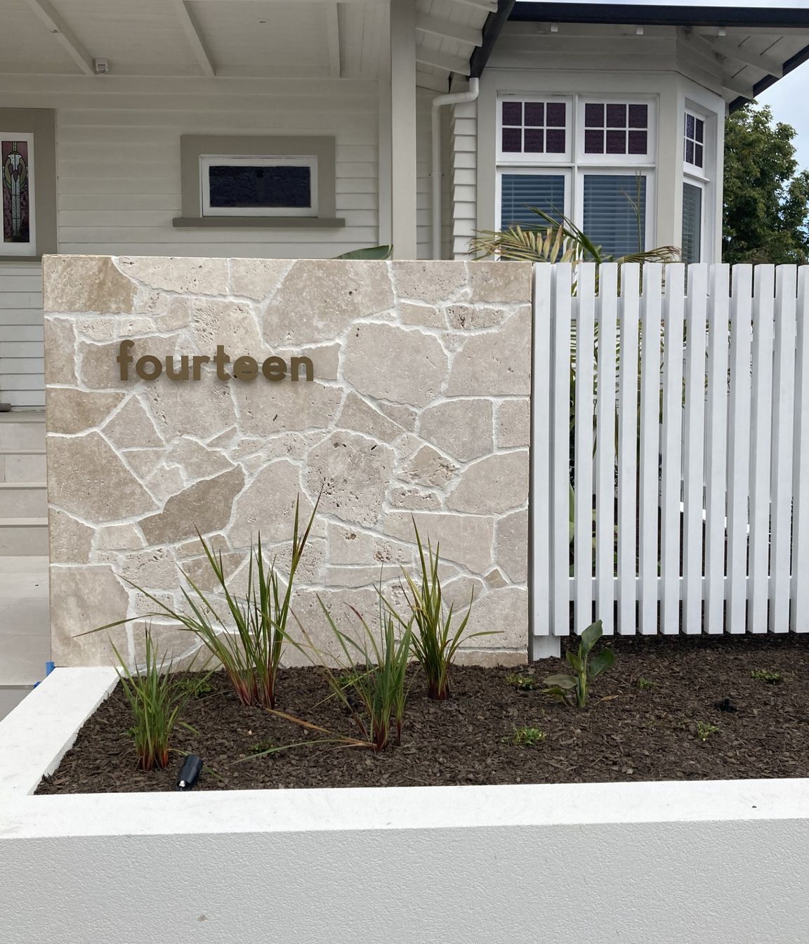 Travertine-wall.jpg