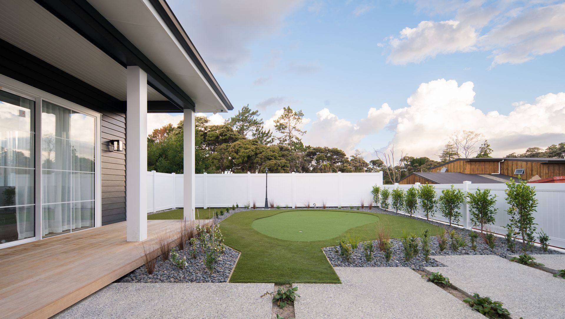 Residential Landscape Greenhithe banner