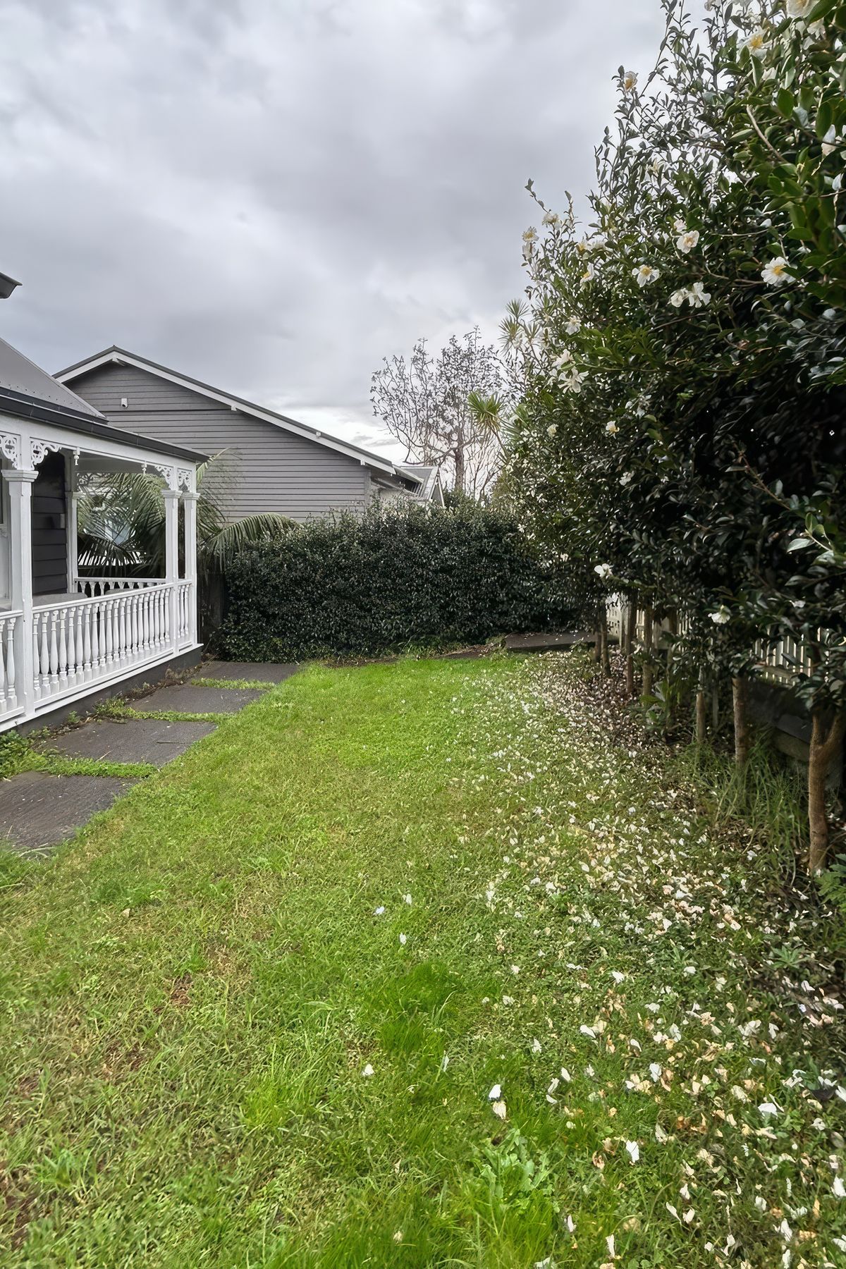 Westmere1-gigapixel.jpg