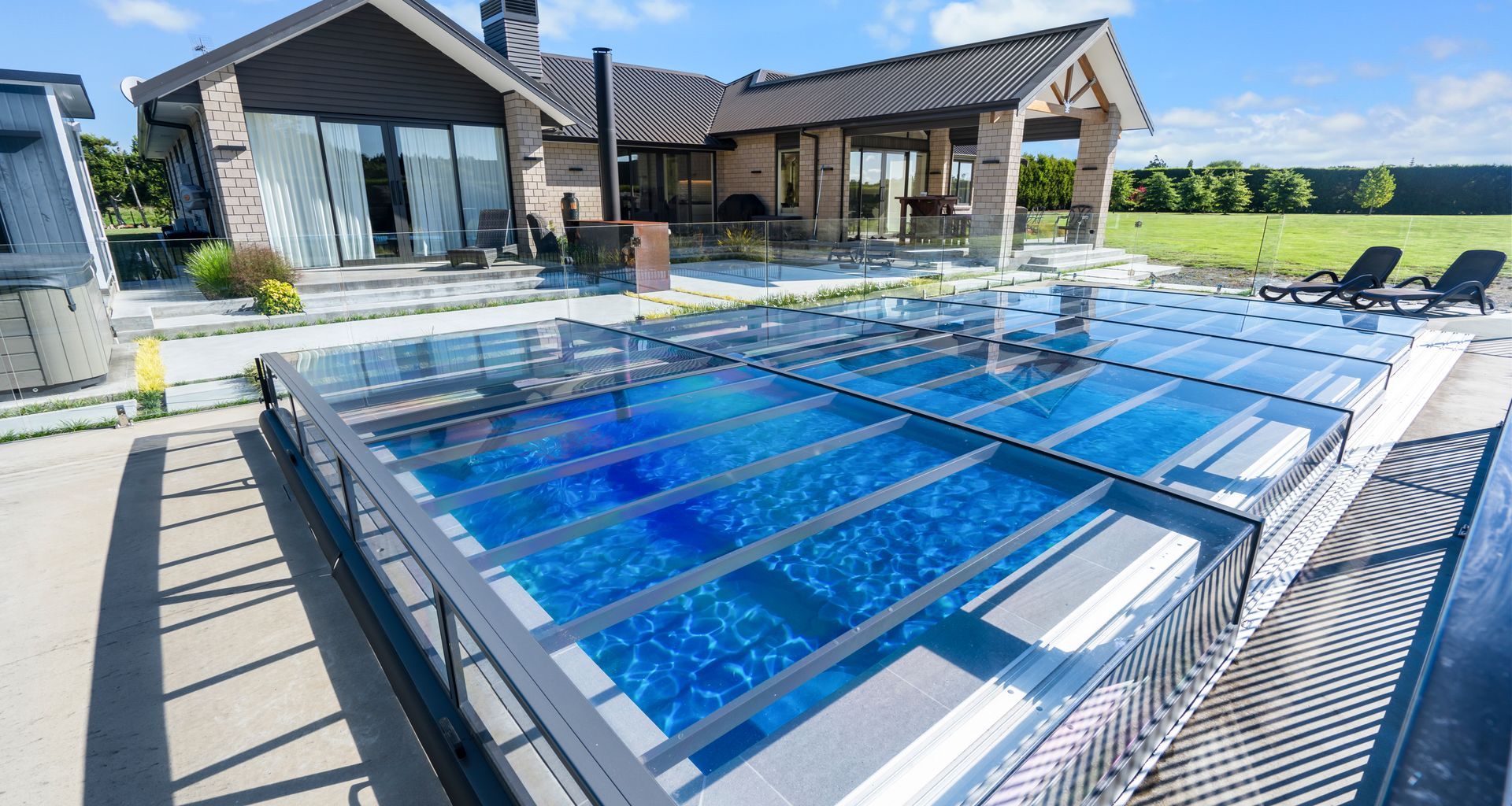 X Trainer 10.2 x 4.2m in Pacific by Ultimate Pools banner