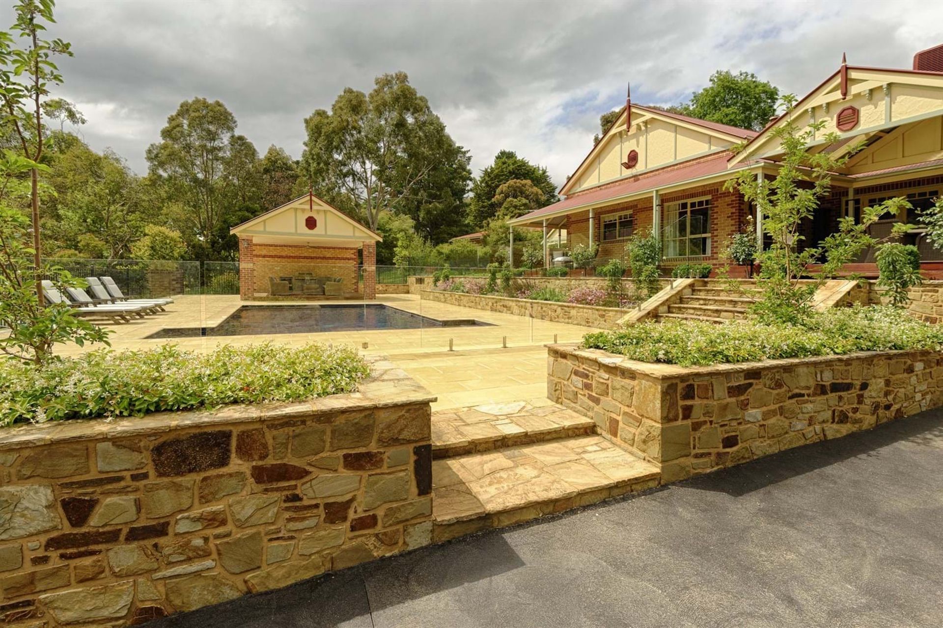 Mooroolbark Residence