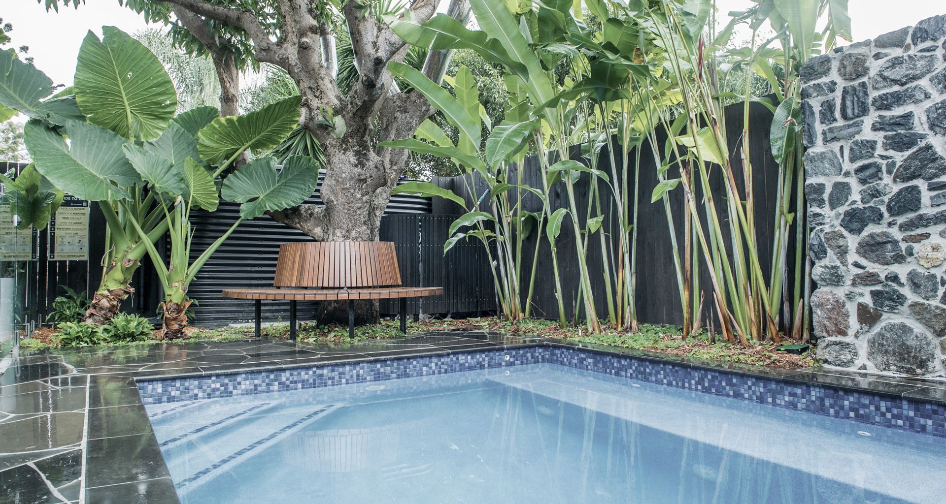Tropical Retreat banner