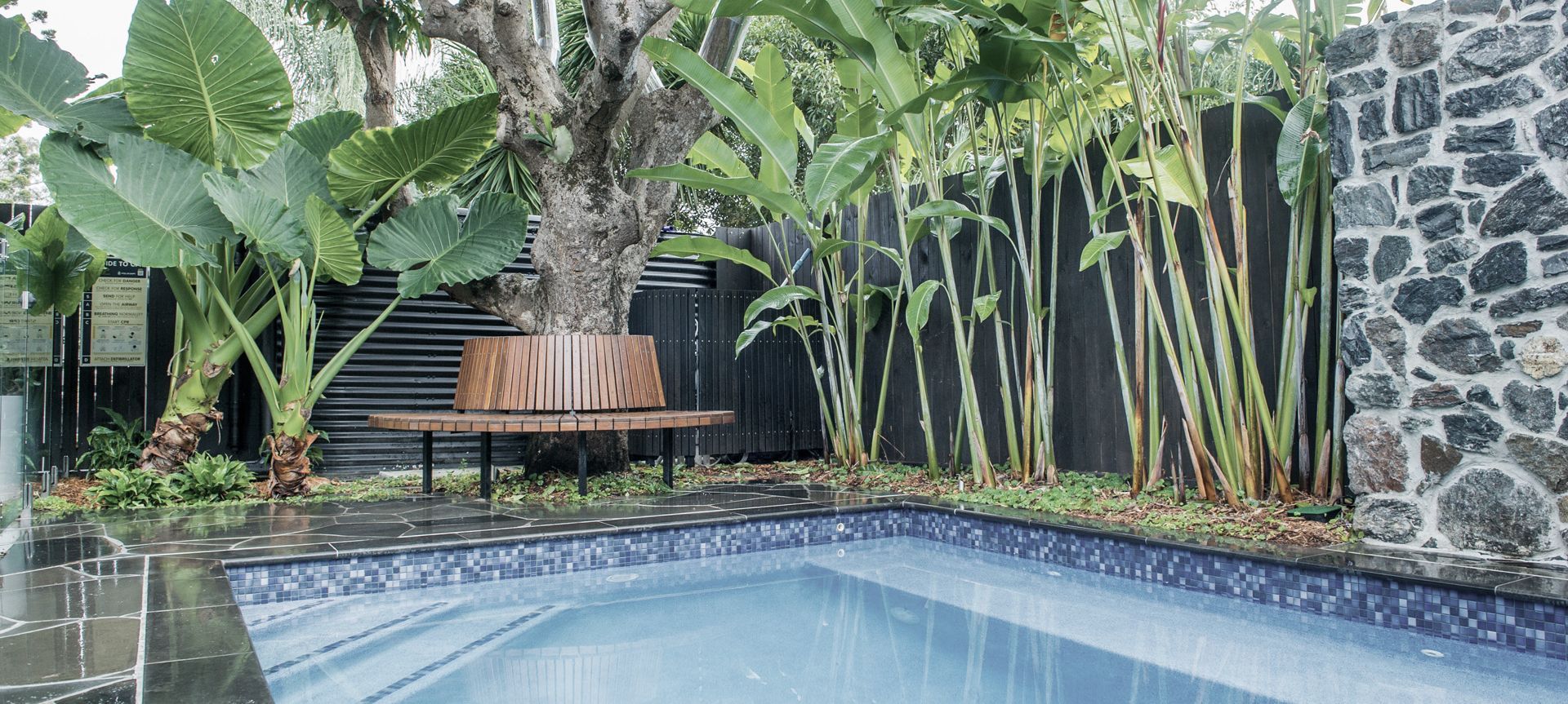 Tropical Retreat banner