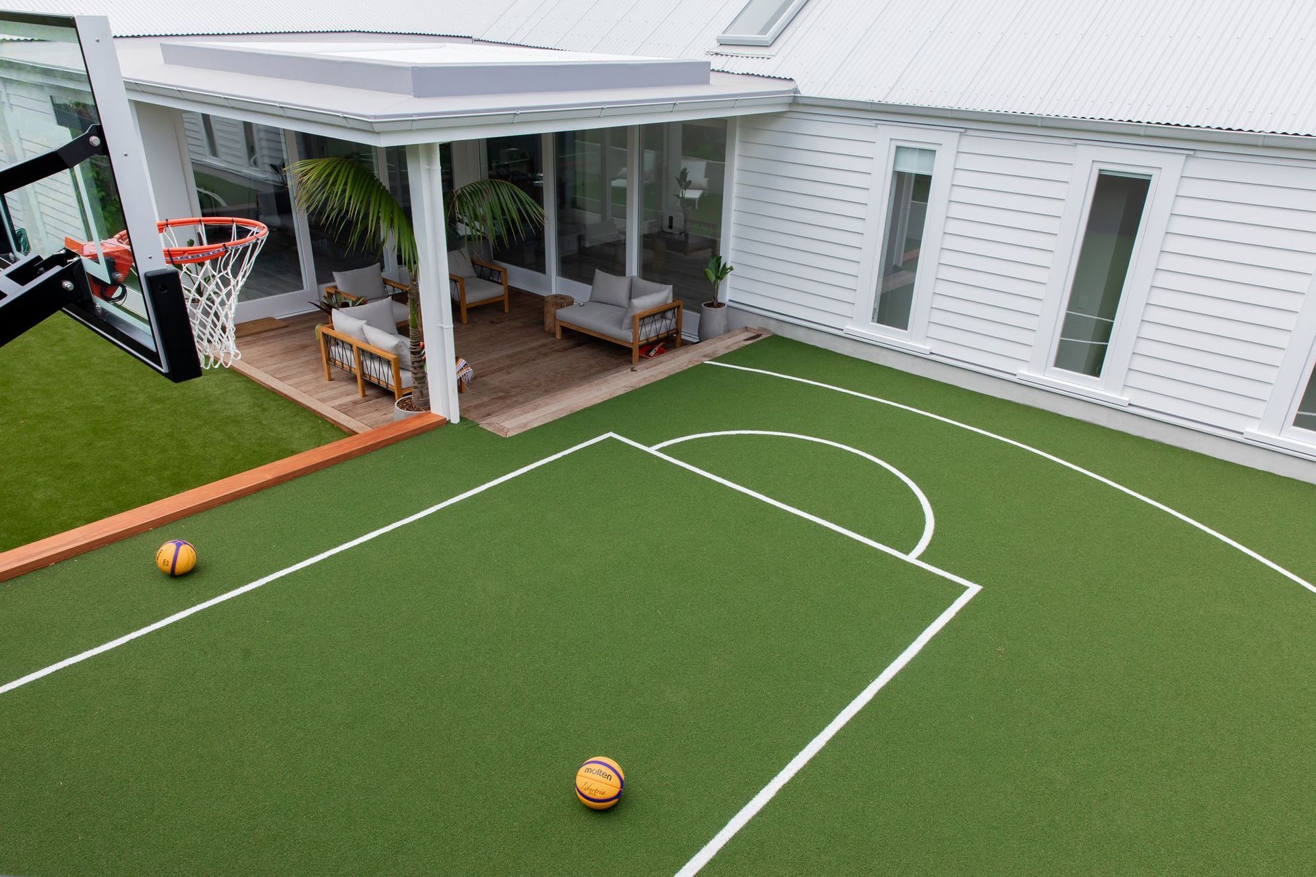 Photographer: Peter Letu