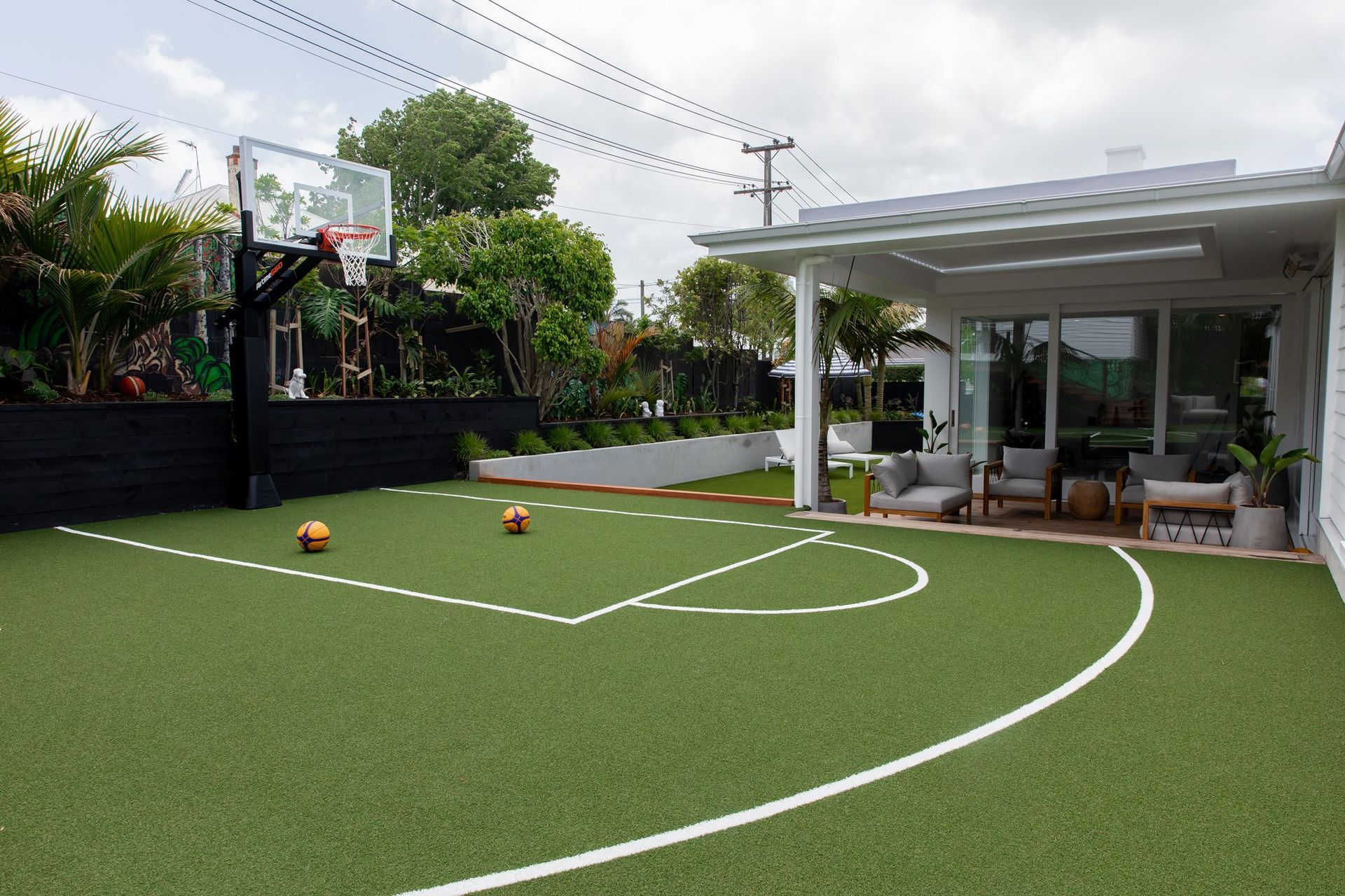 Photographer: Peter Letu