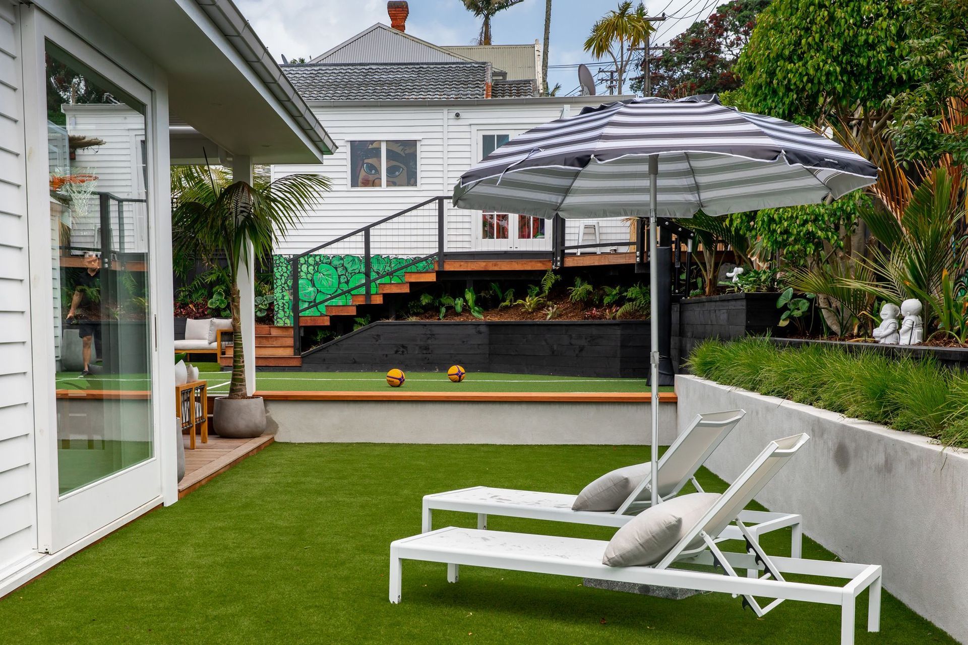 Photographer: Peter Letu