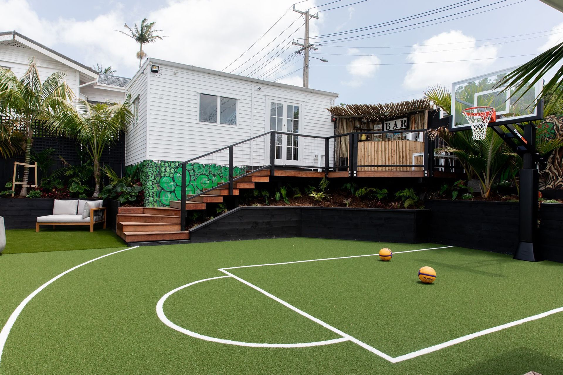 Photographer: Peter Letu