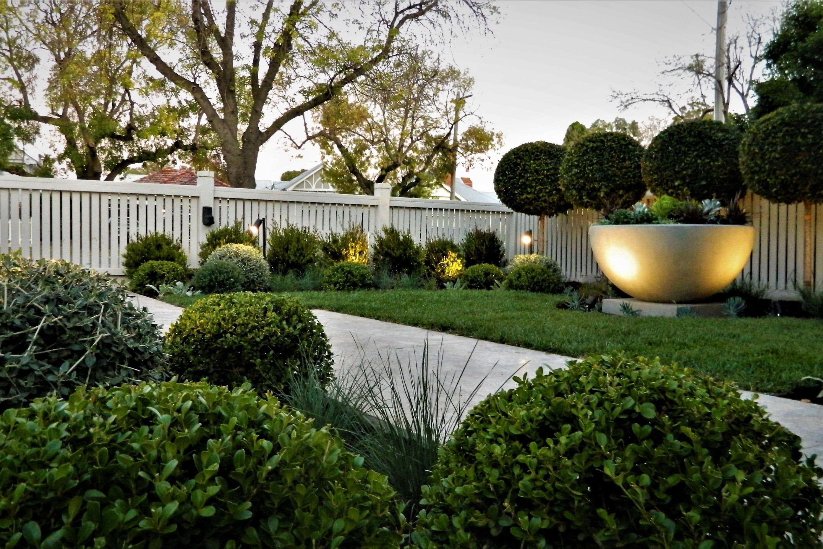 Photography: Christine Griffiths | Front yard design