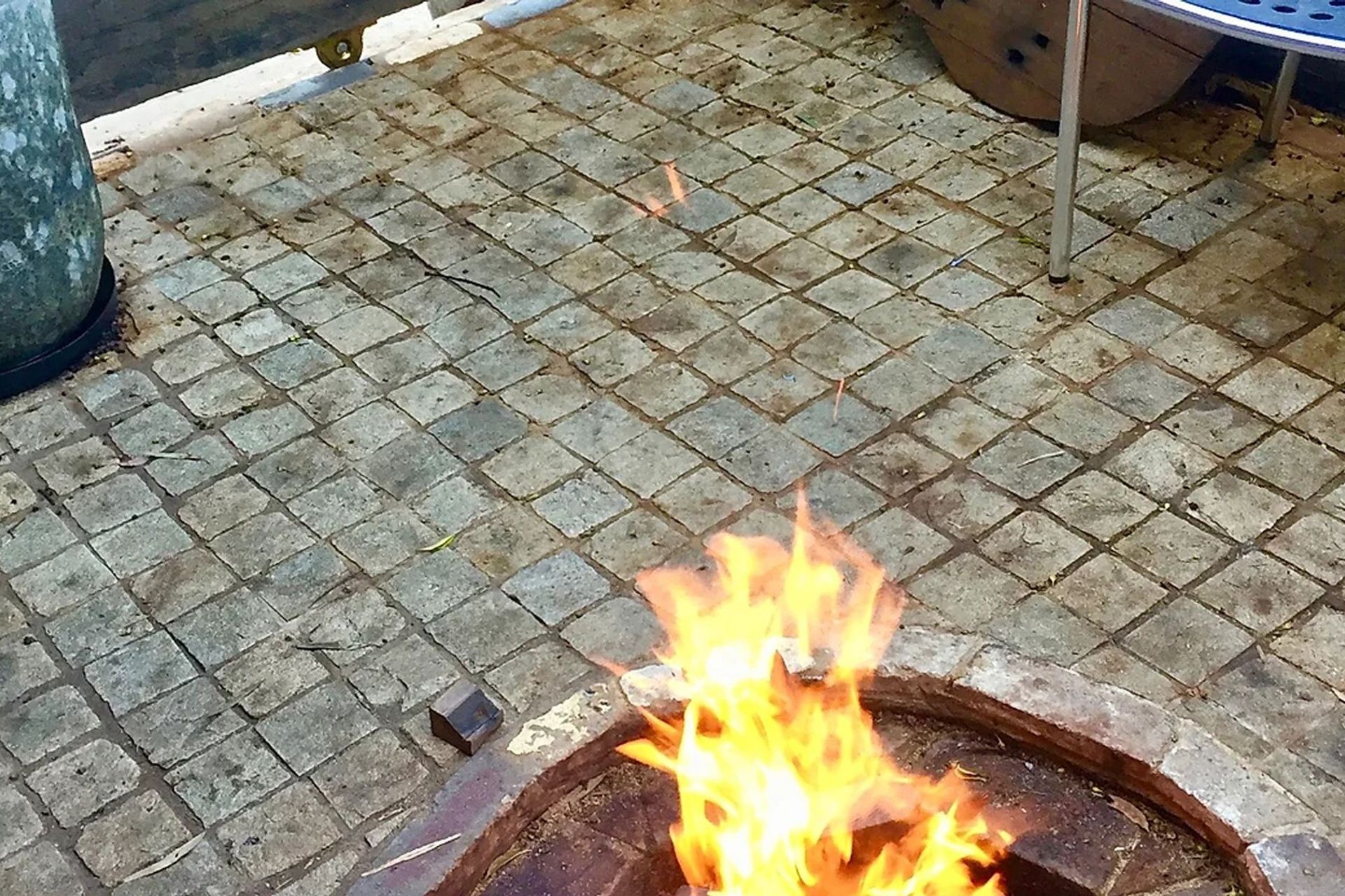 FIRE PIT
