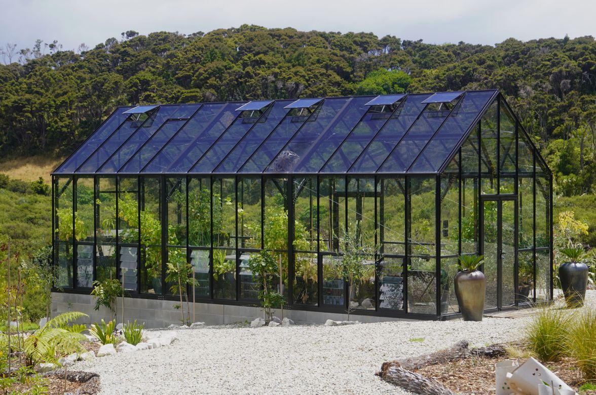 Tāwharanui Glasshouse