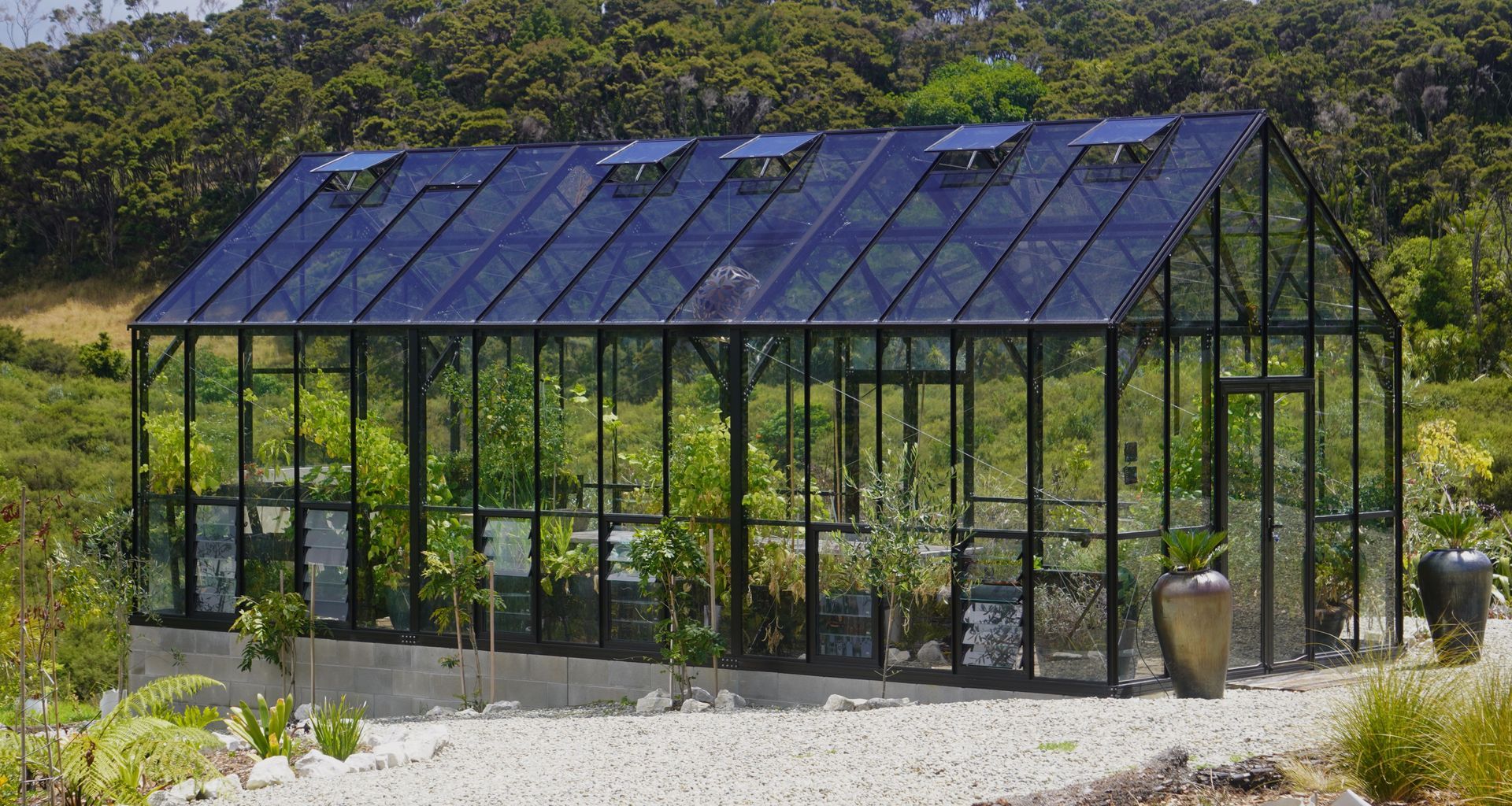 Tāwharanui Glasshouse banner