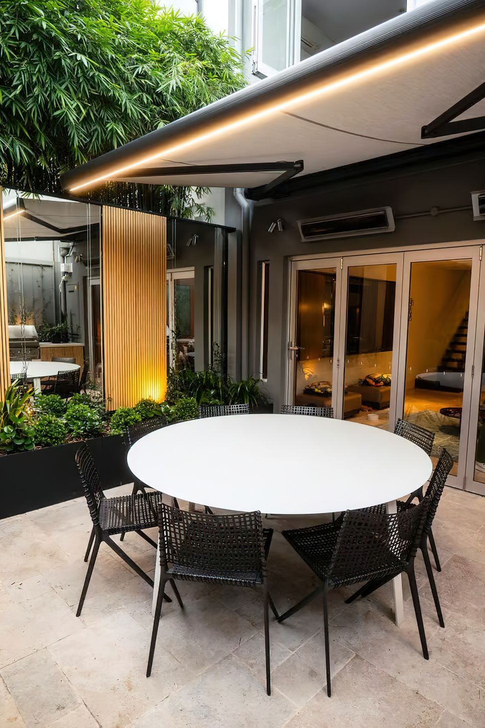 imgi24courtyard-garden-design-Darlinghurst-NSW-scaled.jpeg