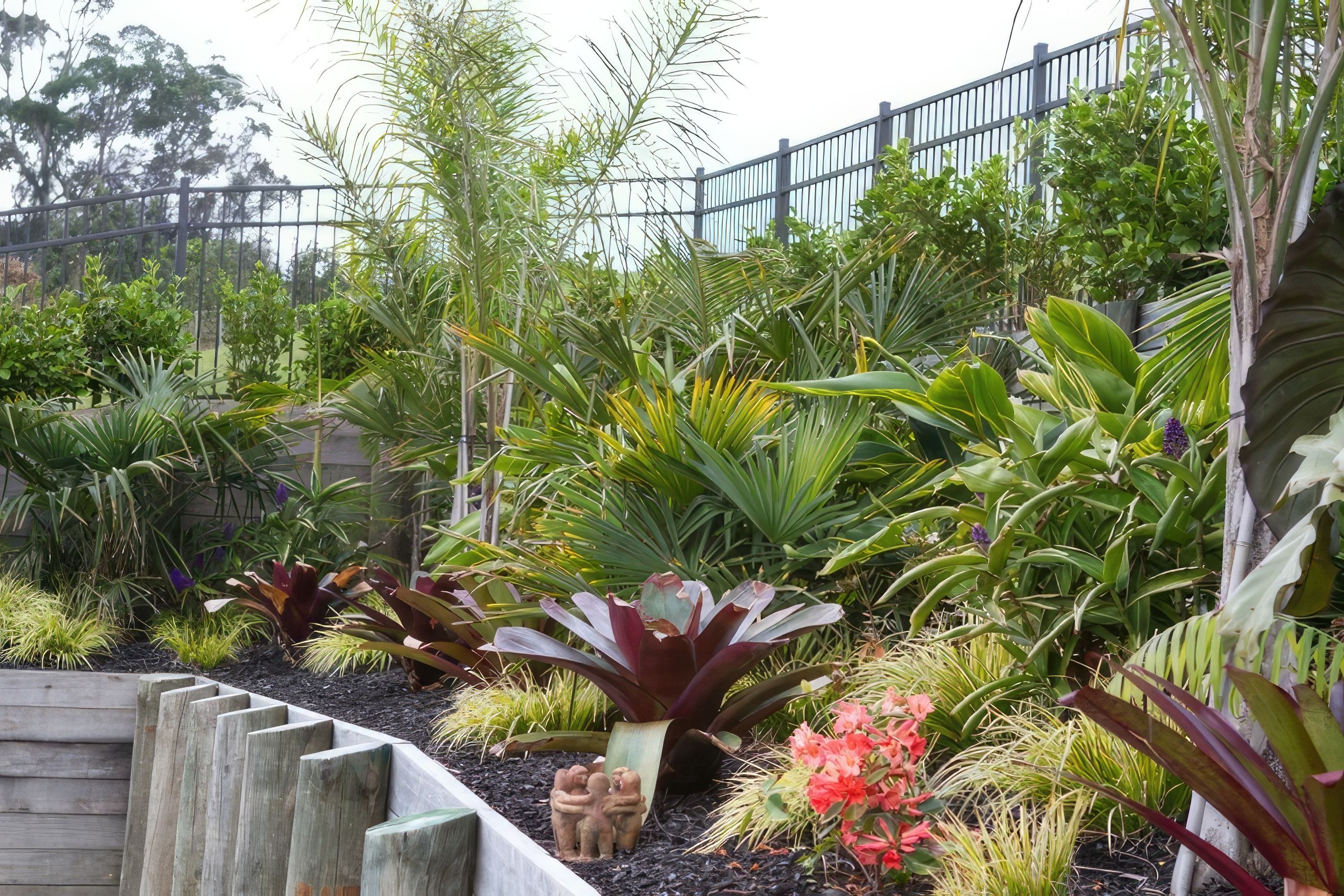 pf-landscape-design2-gigapixel-standard-scale-400x.jpg
