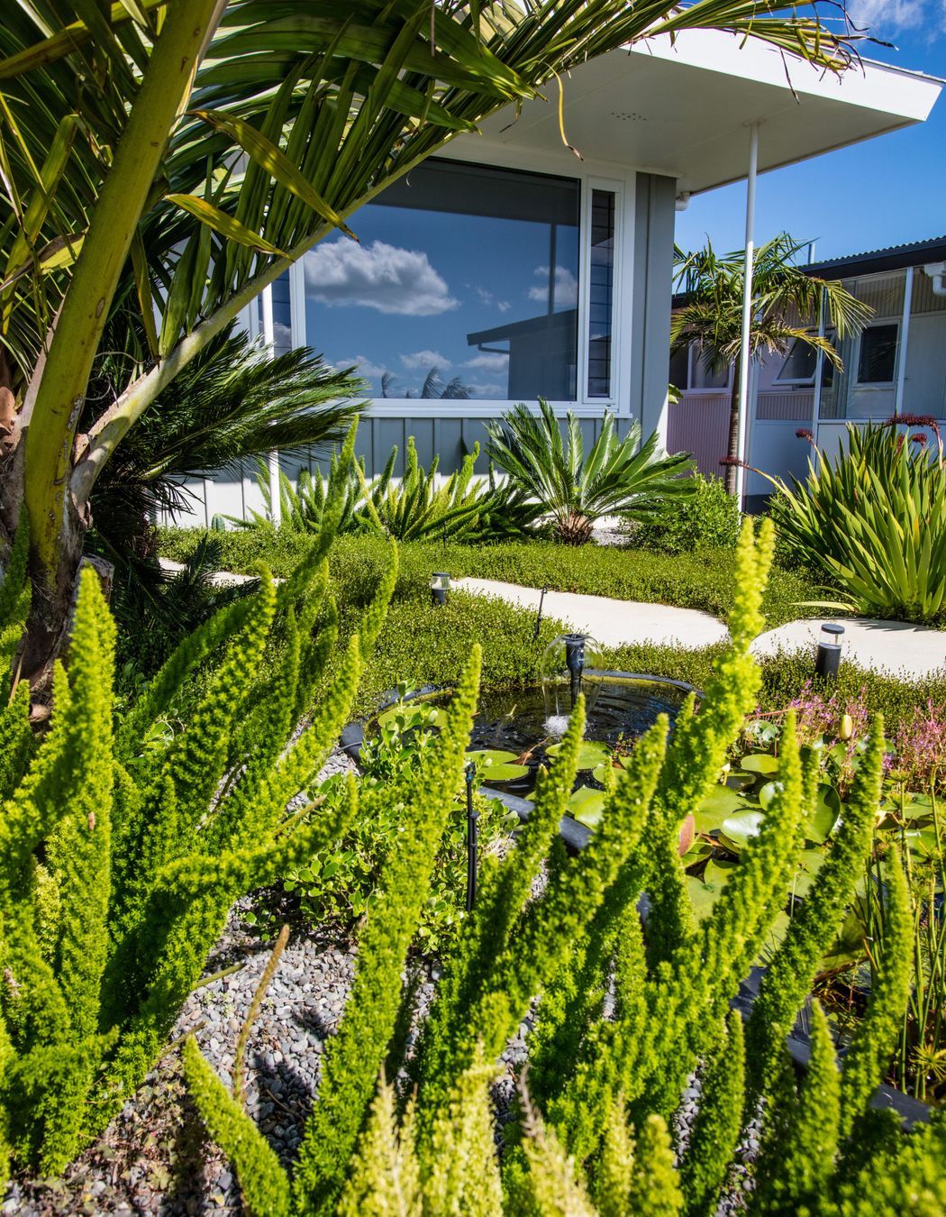 Contemporary Entrance, Hillcrest