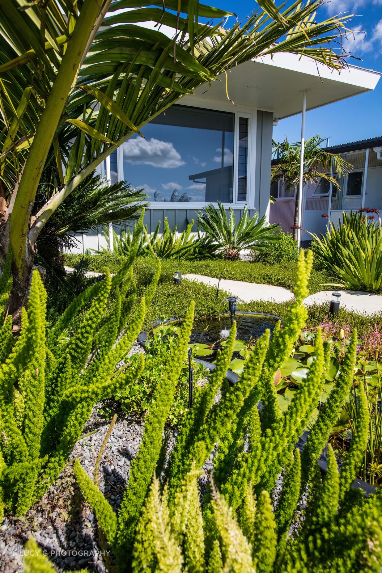 Contemporary Entrance, Hillcrest