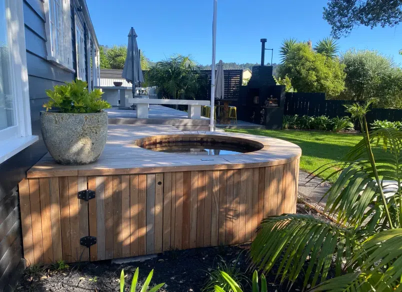 Seamless Deck‑Integrated Hot Tub