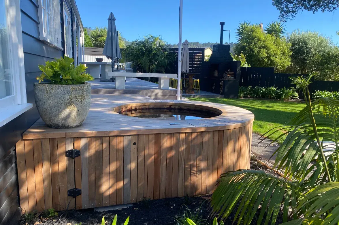 Seamless Deck‑Integrated Hot Tub