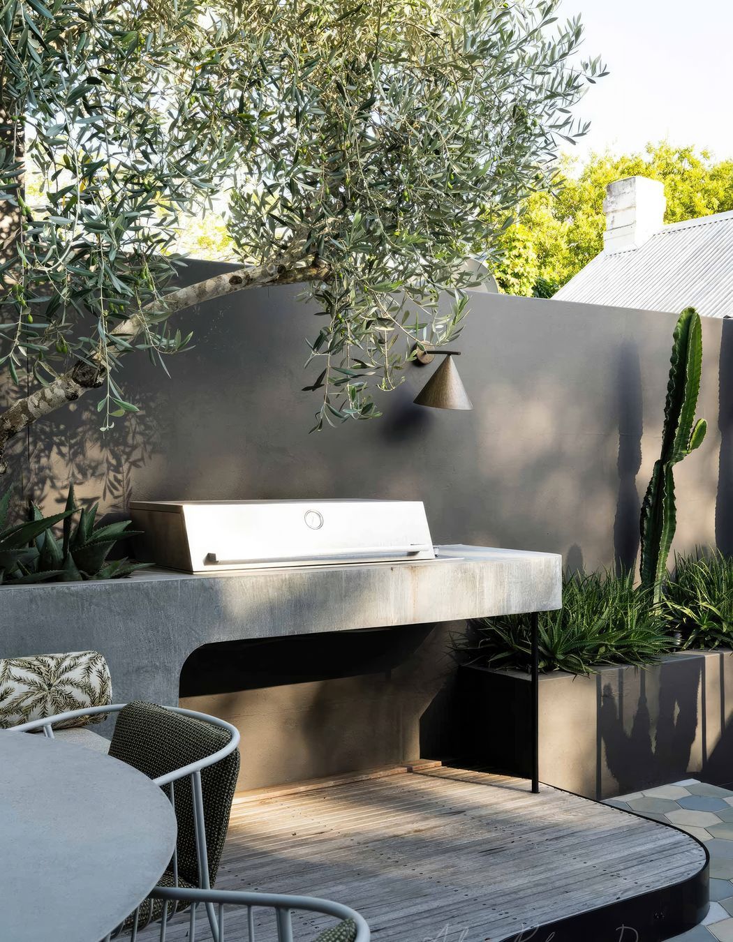 upADAMROBINSONDESIGNLandscapeDesignResidentialprojectPADDINGTONSANCTUARY07-fix-standard-scale-200x.jpg